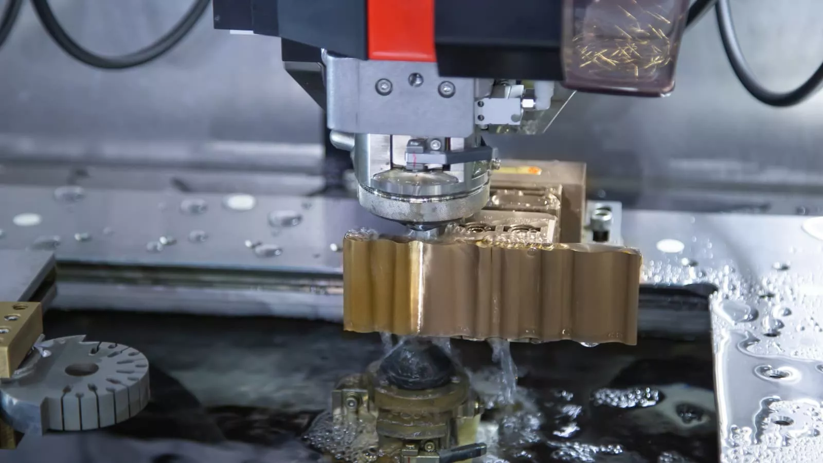 EDM-machining-process-1.jpg