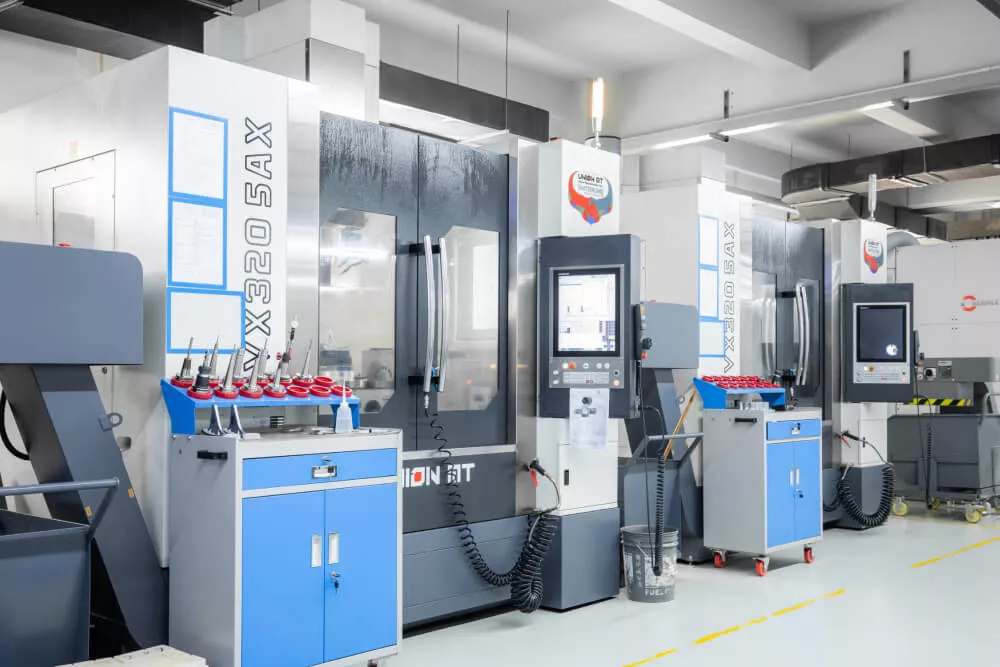 P05-3-S04-CNC-machining-scaled-2.jpg