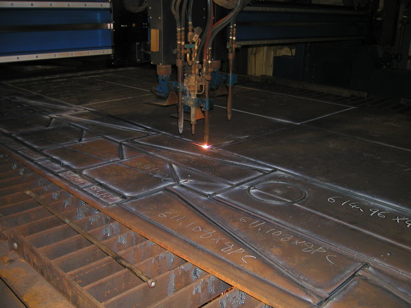 e_cnc_cutting.JPG