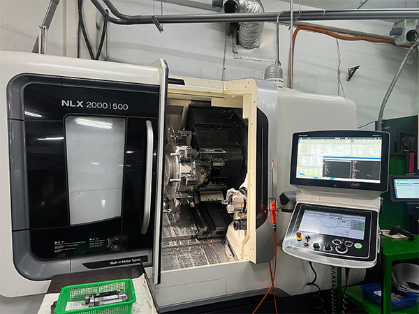 CNC-Turning-and-Milling-Machine.jpg