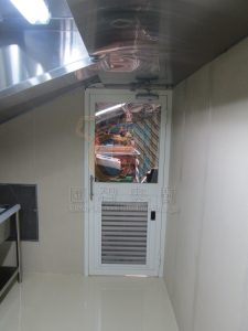 100-225x300.jpg